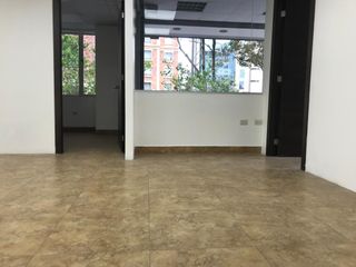 Foto 6 de Vendo Local  Comercial en  Avenida  Los Shyris.