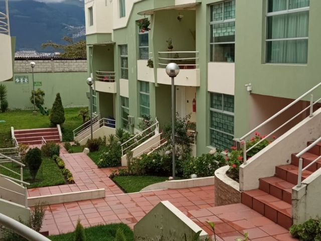 En renta Casa 4 Dormitorios Quito Norte, Sector La Kennedy, California Alta