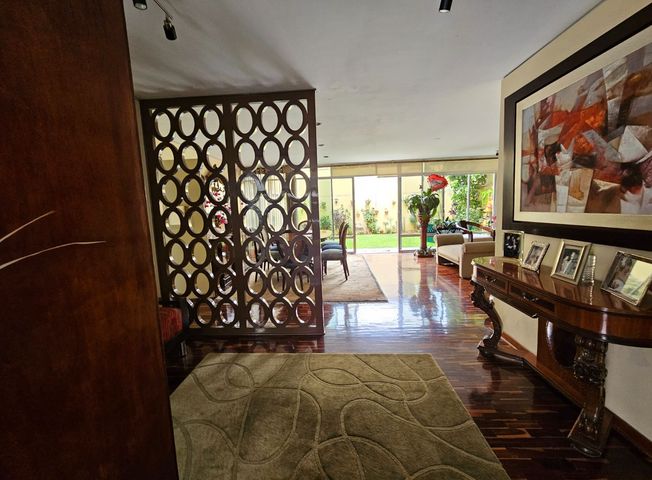Casa en Venta en San Borja - Vista 5