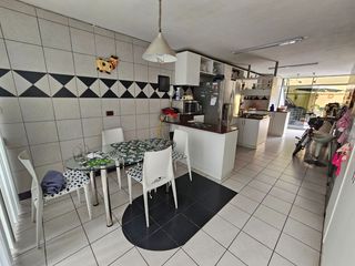 Foto 6 de VENTA CASA SAN BORJA OCASIÓN