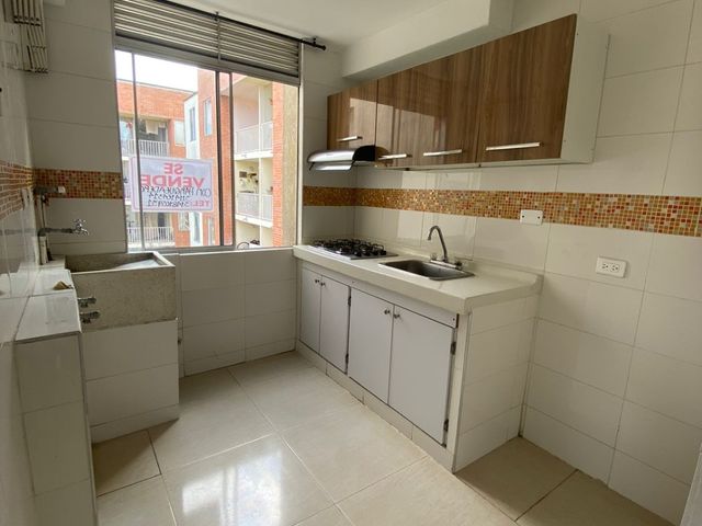 Vendo apartamento en La Base