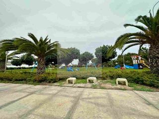 Foto 4 de VENTA DE TERRENO CON UBICACIÓN PRIVILEGIADA EN PLAYA CORAL - ASIA Km 93.4