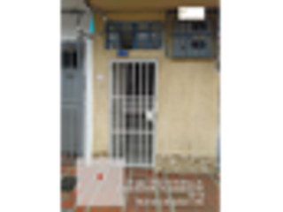 Foto 13 de VENTA CASA  DOS PISOS ESQUINERA CON LOCALES BARRIO ALAMEDA