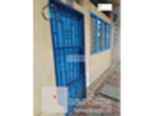 Foto 16 de VENTA CASA  DOS PISOS ESQUINERA CON LOCALES BARRIO ALAMEDA