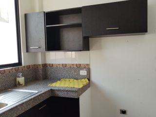 Foto 6 de ALQUILO CASA DE 3 HABITACIONES AMPLIA EN NAPOLI