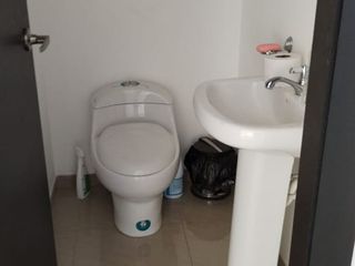 Foto 7 de ALQUILO CASA DE 3 HABITACIONES AMPLIA EN NAPOLI