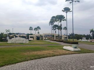 Venta de Terreno Para Mausoleo AVENIDA LEON FEBRES CORDERO , Samborondón, Guayaquil de oportunidad precio bomba