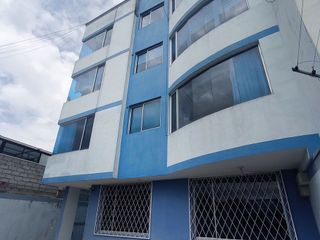 Departamento de venta Quito, Kennedy, tercer piso, cerca a parque, colegio, avenidas