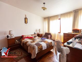 Foto 11 de VENTA DE CASA COMO TERRENO EN LOS ALAMOS DE MONTERRICO, SURCO