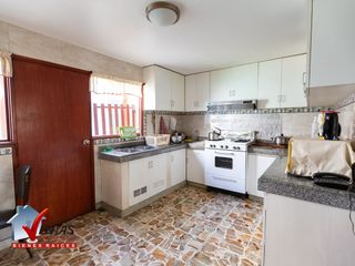 Foto 8 de VENTA DE CASA COMO TERRENO EN LOS ALAMOS DE MONTERRICO, SURCO