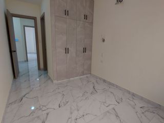 Foto 20 de En Machala De Venta Hermosa Casa de Estreno de 3 Dormitorios, 4 Baños Completos, Garaje para 2 Vehiculos, Estudio