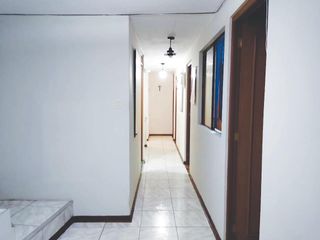 VENTA DE CASA 6 DORMITORIOS EN VILLA EL SALVADOR
