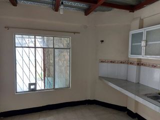 Foto 3 de Casa de Venta en Calle Tulcán, Santo Domingo, Ecuador