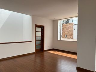 VENTA DEPARATMENTO DUPLEX, MONTESERRIN, $280.000