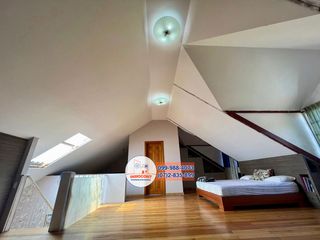 Casa con amplia área verde de venta, Sector El Rosal/ Orquideas, C1210