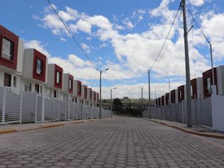 Foto 13 de VENTAS DE CASAS VIP EN AMBATO