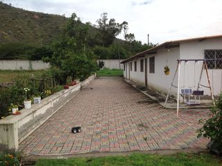 Venta de terreno de 3050m2 en Guayllabamba