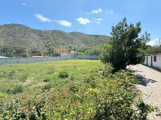 Venta de terreno de 3050m2 en Guayllabamba