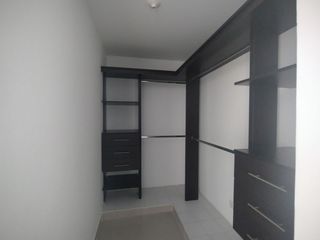 Foto 15 de Casa amoblado en arriendo en Ciudad Jardín.