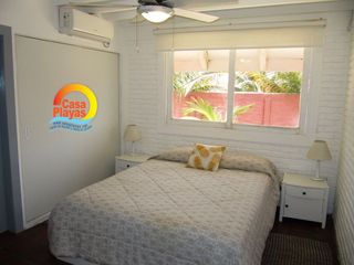 Foto 14 de Alquiler casa al pie del mar en Playas Villamil para 21 personas, Guayas Ecuador