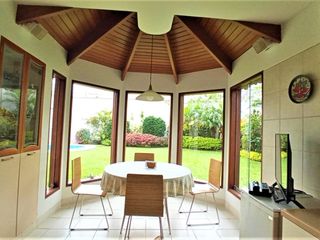 Foto 14 de Venta Linda Casa en Condominio con Piscina y Hermoso Jardin - Sol de La Molina