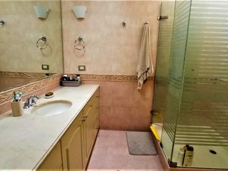Foto 17 de Venta Linda Casa en Condominio con Piscina y Hermoso Jardin - Sol de La Molina