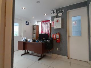 Foto 13 de ¡¡¡AMPLIA OFICINA CHALET EN ZONA COMERCIAL DE LINCE… ALQUILER!!!