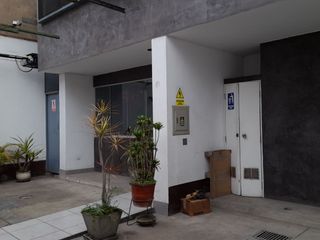 Foto 2 de ¡¡¡AMPLIA OFICINA CHALET EN ZONA COMERCIAL DE LINCE… ALQUILER!!!