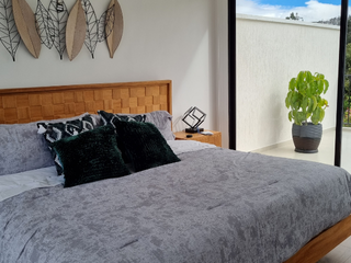 Foto 5 de VENTA DE CASA TRES Y CUATRO DORMITORIOS AMBATO