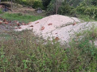 Foto 17 de Te vendo este parqueadero  planito o para hacer apartamentos, ya que tiene el permiso en Cisneros.