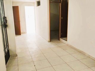 Foto 4 de VENTA DE PROPIEDAD CON 3 DEPARTAMENTOS EN JR JOSÉ OLAYA CDRA. 8, VILLA MARIA DEL TRIUNFO
