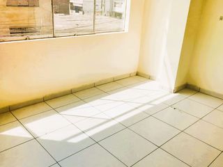 Foto 3 de VENTA DE PROPIEDAD CON 3 DEPARTAMENTOS EN JR JOSÉ OLAYA CDRA. 8, VILLA MARIA DEL TRIUNFO