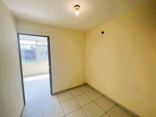 Foto 13 de VENTA DE PROPIEDAD CON 3 DEPARTAMENTOS EN JR JOSÉ OLAYA CDRA. 8, VILLA MARIA DEL TRIUNFO