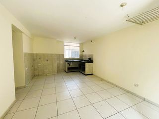Foto 18 de VENTA DE PROPIEDAD CON 3 DEPARTAMENTOS EN JR JOSÉ OLAYA CDRA. 8, VILLA MARIA DEL TRIUNFO