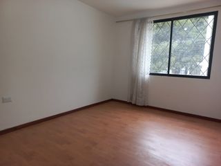 Foto 8 de Vendo casa de 128m2 en Carapungo -Puertas del Sol en las calles las Cumbre y  Galo Plaza Lasso