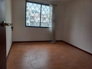 Foto 9 de Vendo casa de 128m2 en Carapungo -Puertas del Sol en las calles las Cumbre y  Galo Plaza Lasso
