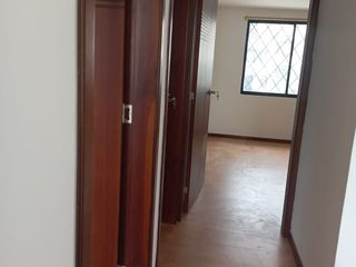 Foto 10 de Vendo casa de 128m2 en Carapungo -Puertas del Sol en las calles las Cumbre y  Galo Plaza Lasso