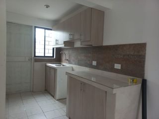Foto 5 de Vendo casa de 128m2 en Carapungo -Puertas del Sol en las calles las Cumbre y  Galo Plaza Lasso