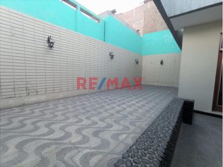 Foto 15 de VENDO CASA DE 2 PISOS + SOTANO Y AZOTEA URB. SAN ANDRES I ETAPA 300.65 M2 ID 1071605