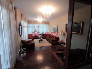 Foto 11 de VENDO CASA DE 2 PISOS + SOTANO Y AZOTEA URB. SAN ANDRES I ETAPA 300.65 M2 ID 1071605