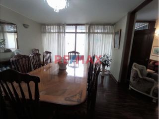 Foto 10 de VENDO CASA DE 2 PISOS + SOTANO Y AZOTEA URB. SAN ANDRES I ETAPA 300.65 M2 ID 1071605