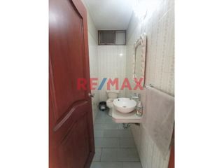 Foto 9 de VENDO CASA DE 2 PISOS + SOTANO Y AZOTEA URB. SAN ANDRES I ETAPA 300.65 M2 ID 1071605