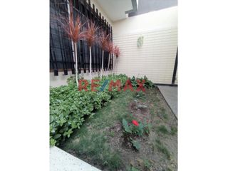 Foto 4 de VENDO CASA DE 2 PISOS + SOTANO Y AZOTEA URB. SAN ANDRES I ETAPA 300.65 M2 ID 1071605