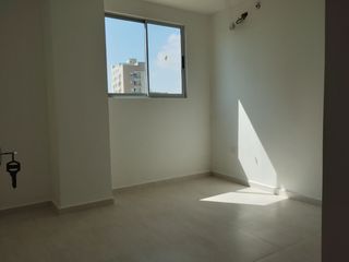 Foto 6 de Apartamento en arriendo en Los Alpes.
