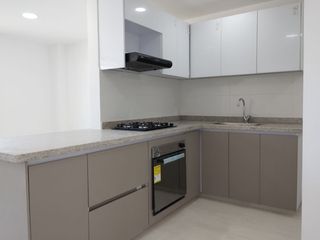 Foto 7 de Apartamento en arriendo en Los Alpes.