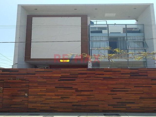 Alquilo Casa- Pimentel   C:Rivera