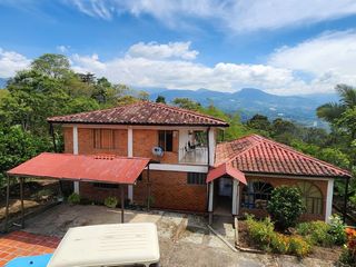 Foto 1 de SE VENDE ESCTACULAR CASA FINCA EN SILVANIA