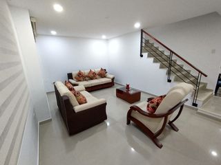 Foto 2 de SE ARRIENDA HERMOSO  APARTAMENTO  AMOBLADO, AMPLIO DE 157 M2 DENTRO DE CONJUNTO CERRADO CON PISCINA EN ZONA EXCLUSIVA DE LA CIUDAD DE NEIVA, POR DIAS