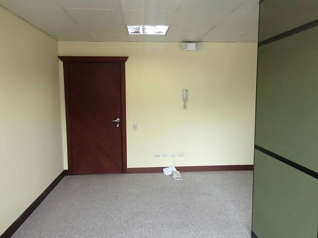 OFICINA EN EDIFICIO EMPRESARIAL