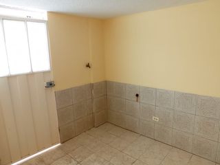 VENTA DE CASA, EN CONJUNTO VILLARREAL,  POMASQUI